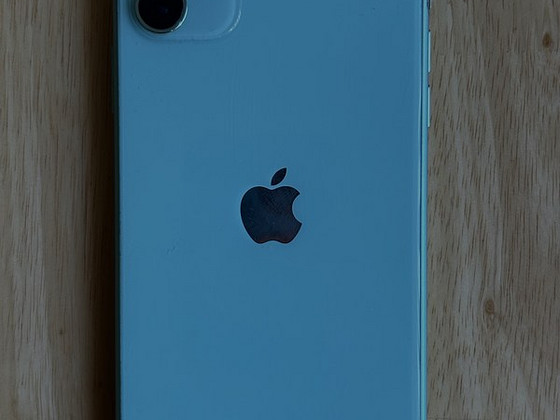 Продам iPhone 11 128 GB Green