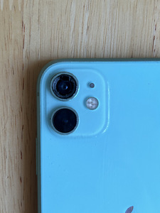 Продам iPhone 11 128 GB Green (3 фото из 3)
