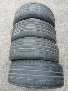 ЛЕТНИЕ ШИНЫ 235 50 R18 GOODYEAR EAGLE F1 ПРОТЕКТОР 3-6ММ (4 фото из 4)