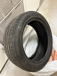 Suverehvid 275/40R18 (4 foto / 4)