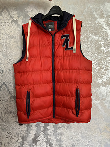 Naiste vest ,sobib S-M suurusele (1 foto / 2)