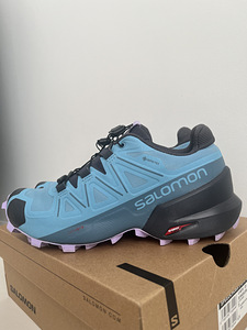 Кроссовки Salomon (4 фото из 9)