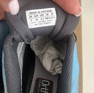 Кроссовки Salomon (9 фото из 9)