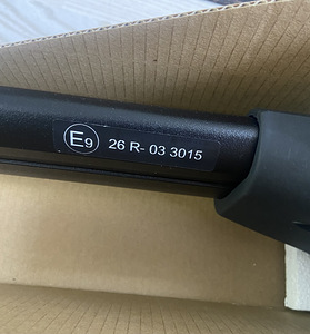 CRUZ AIRO FUSE INTEGRATED AERODYNAMIC ALUMINIUM ROOF BARS (5 foto / 5)