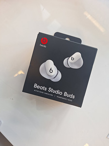 Beats Studio Buds (2 foto / 4)