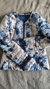 Guess легкая куртка (3 фото из 4)