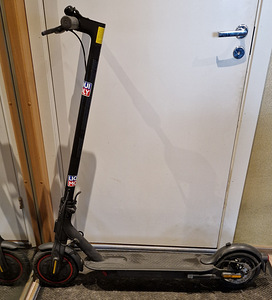 Xiaomi Mi Electric Scooter Pro 2 (2 фото из 3)