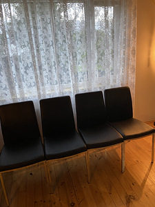 4 tooli (1 foto / 2)