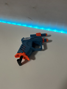 Пистолет Nerf (1 фото из 1)