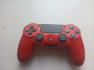 Sony ps3 (3 foto / 6)