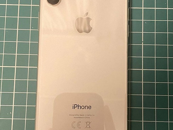 iPhone x 64GB