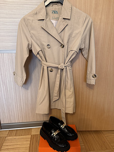 Плащ, пальто на девочку Zara. Размер 8 лет на 128 см. (1 фото из 2)