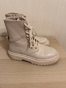 Ботинки Zara (1 фото из 3)
