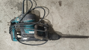 Puurvasar Makita HR4011C SDS max (2 foto / 3)