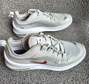 NIKE AIR (1 фото из 5)