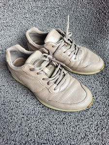 ECCO 38 (1 фото из 6)