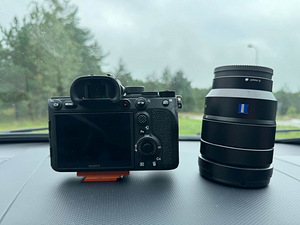 Sony A7R IV SOODNE (1 foto / 2)