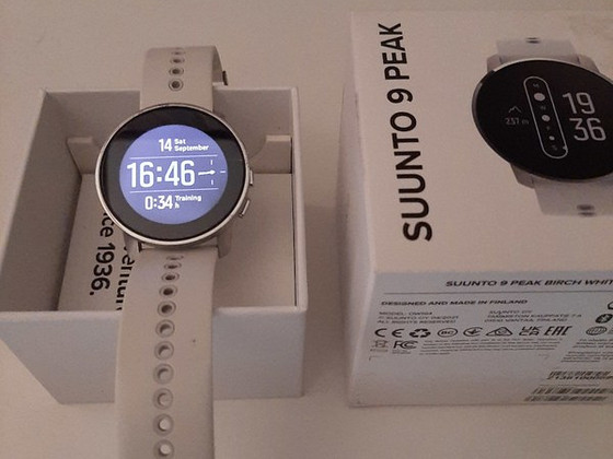 Спортивные часы Suunto 9 Peak