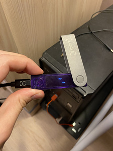 Ledger nano x (1 foto / 6)