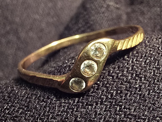 Kuld sõrmus 585 proov (№L1038)
