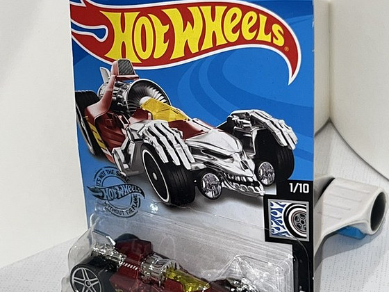 Модели автомобилей Hot Wheels