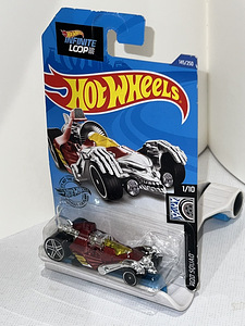 Модели автомобилей Hot Wheels (1 фото из 7)