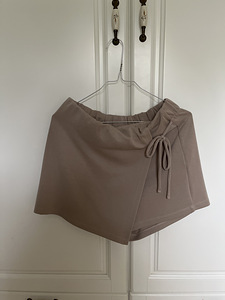 Pink clothing set: Hoodie, pants, skort (2 foto / 3)
