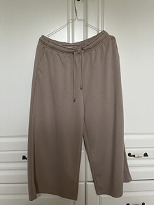 Pink clothing set: Hoodie, pants, skort (3 foto / 3)