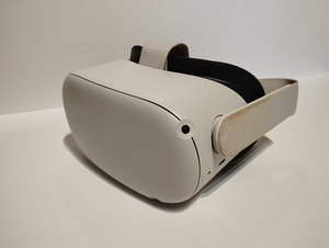 Oculus Quest 2 (1 foto / 4)
