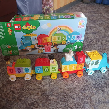 Lego Duplo числовой поезд