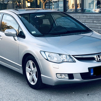 Autorent Honda Civic LPG-gaas Automat Boltfood/Wolt