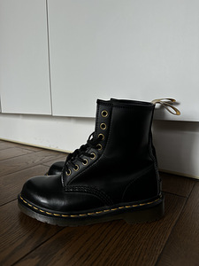 Dr Martens 37 размер (2 фото из 5)