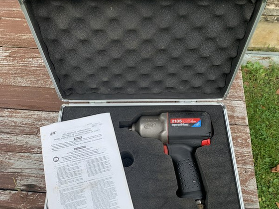 Пневматический ударный гайковерт Ingersoll Rand 2135QTi 1/2