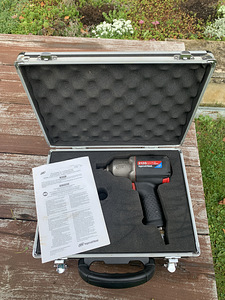 Пневматический ударный гайковерт Ingersoll Rand 2135QTi 1/2 (1 фото из 3)