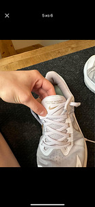 Кроссовки Nike (6 фото из 6)