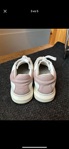 Кроссовки Guess (3 фото из 5)