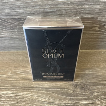 Parfüümvesi Yves Saint Laurent Black Opium EDP naistele 50 m