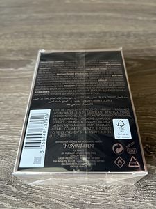 Parfüümvesi Yves Saint Laurent Black Opium EDP naistele 50 m (2 foto / 3)