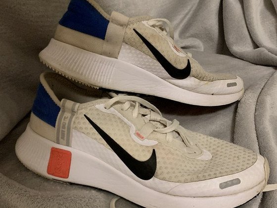 Nike 72