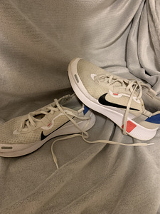 Nike 72 (2 foto / 6)