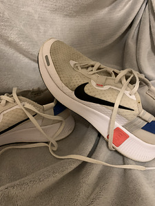 Nike 72 (4 foto / 6)