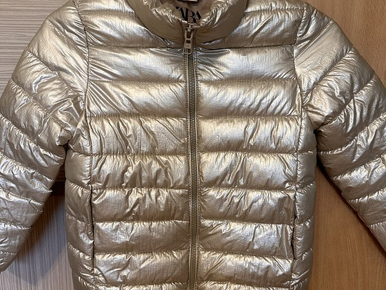 Курточка Zara
