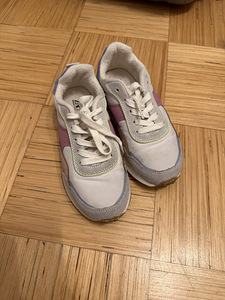 Кроссовки Zara (2 фото из 2)
