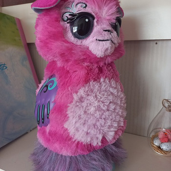 Hatchimals WOW Llalacorn Интерактивная Лама вырастает до 32 дюймов