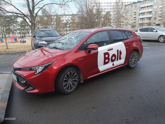 Rent Toyota Corolla hübriid Lpg 2019