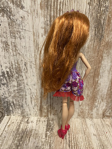 Кукла Ever After High Holly (2 фото из 3)