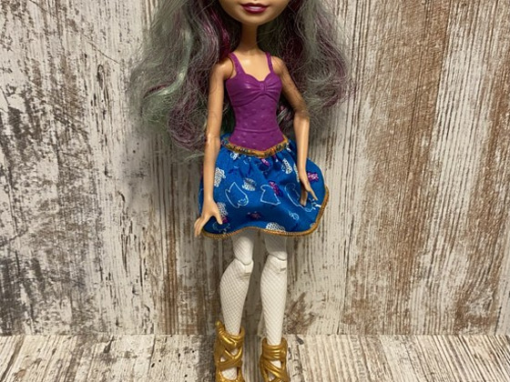 Кукла Ever After High Меделин Хеттер