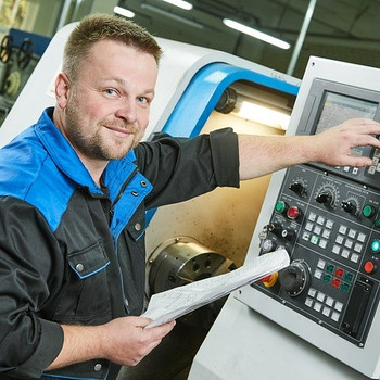 CNC-tööpinkide seadistajad Rootsi, freespinkide operaatorid,