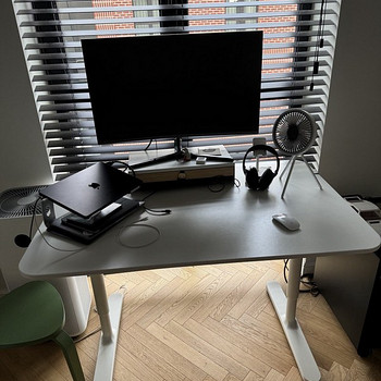 Ikea Bekant desk 120x80