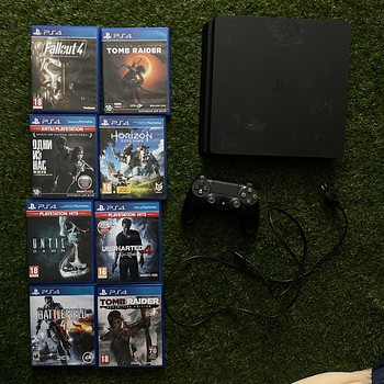 PlayStation 4